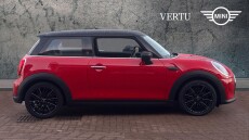 MINI Hatchback 1.5 Cooper Exclusive 3dr Auto Petrol Hatchback